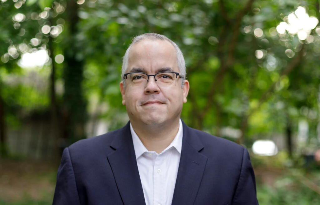 Bernard Gordillo
